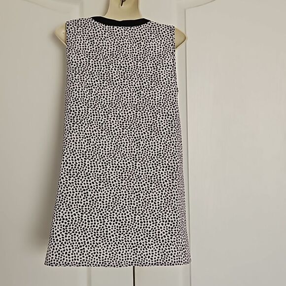 Greg & Gray Loose Fitting Sleeveless Top Black/White Small - Picture 3 of 16